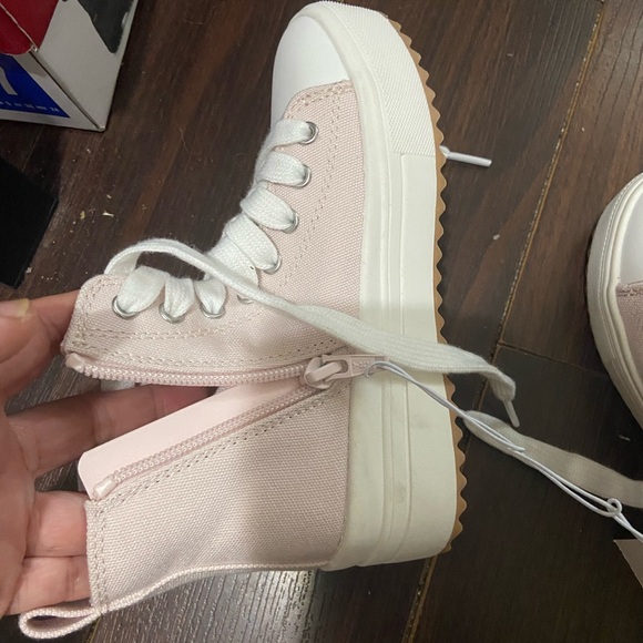 NEW Art Class Blush Blakely Hightop Sneakers Girls Tennis Shoes Size 13 - Picture 12 of 13